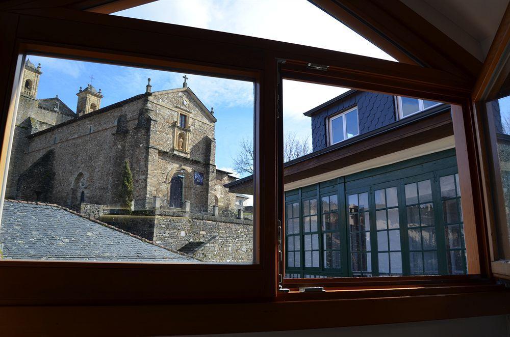 Plaza Mayor บียาฟรันกา เดล เบียร์โซ ภายนอก รูปภาพ